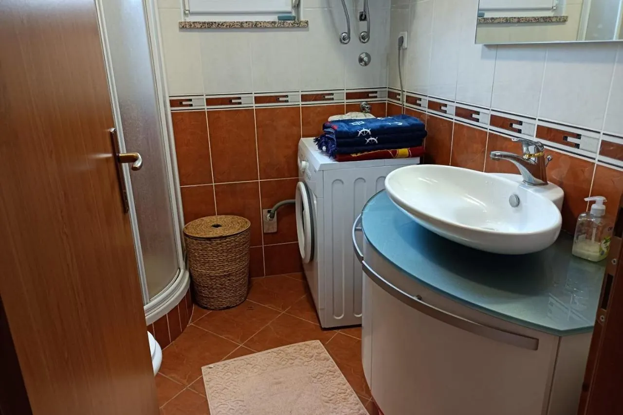 Apartment Fiorita For 4 Persons Porec Close The Beach