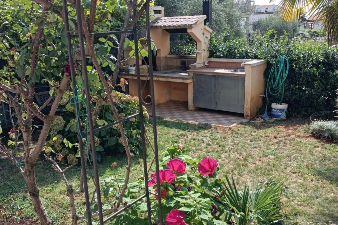 Apartment Fiorita For 4 Persons Porec Close The Beach
