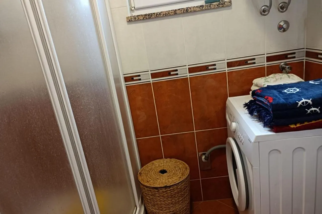 Apartment Fiorita For 4 Persons Porec Close The Beach