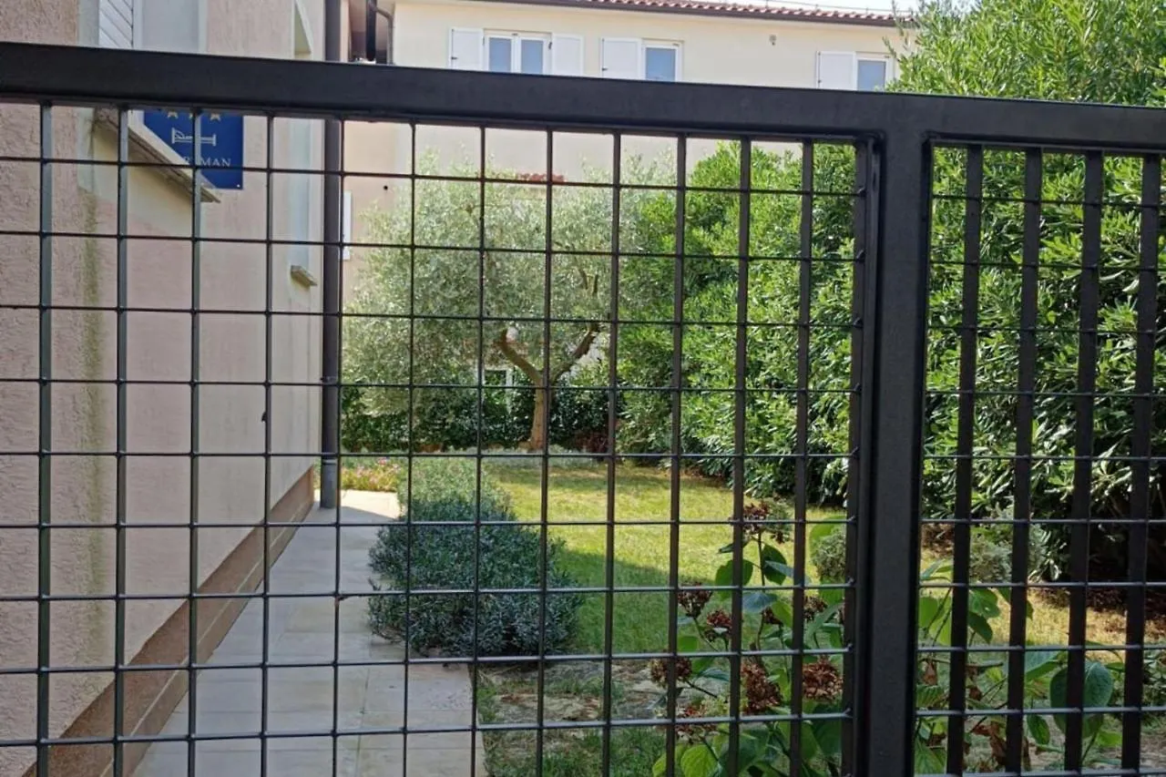 Apartment Fiorita For 4 Persons Porec Close The Beach